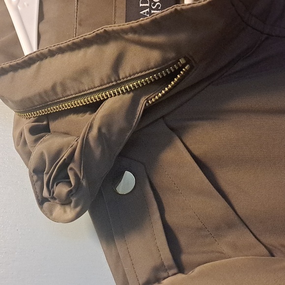 Like new Badgley Mischka army green utility jacket with concealed hood, sz m - Picture 8 of 11